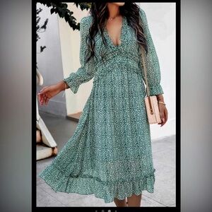 NWOt AOHITE Summer Dressfor Women V Neck Floral Ruffle Flowy Boho Midi Dress